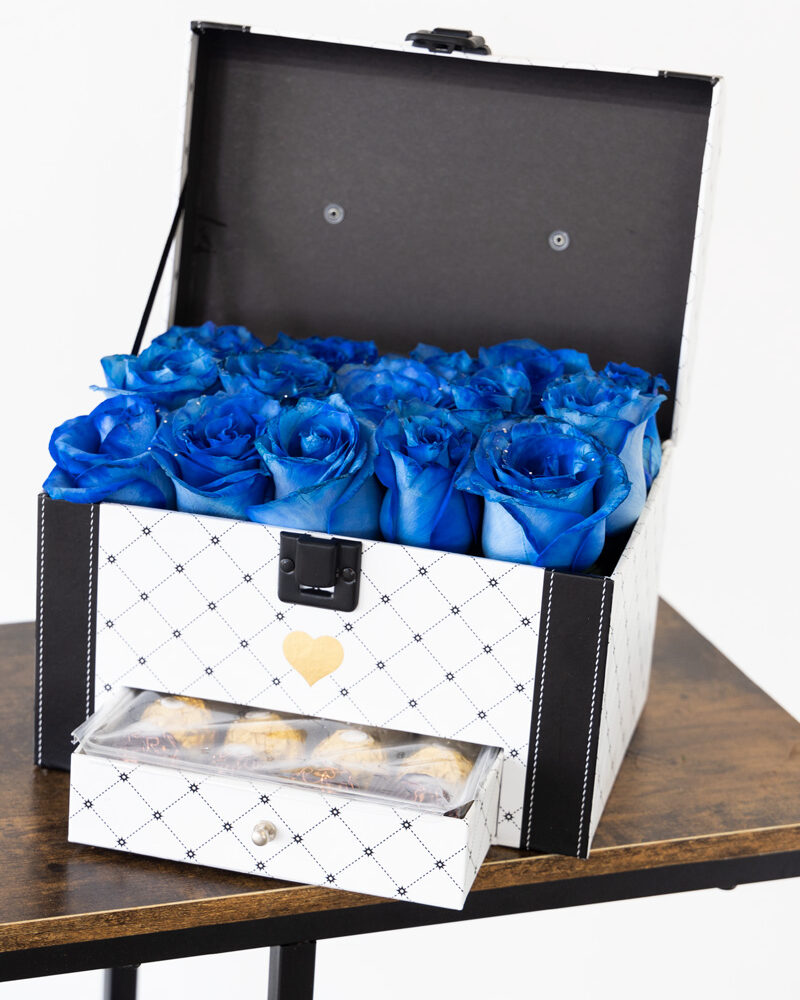 Box Blue Roses "includes chocolates"