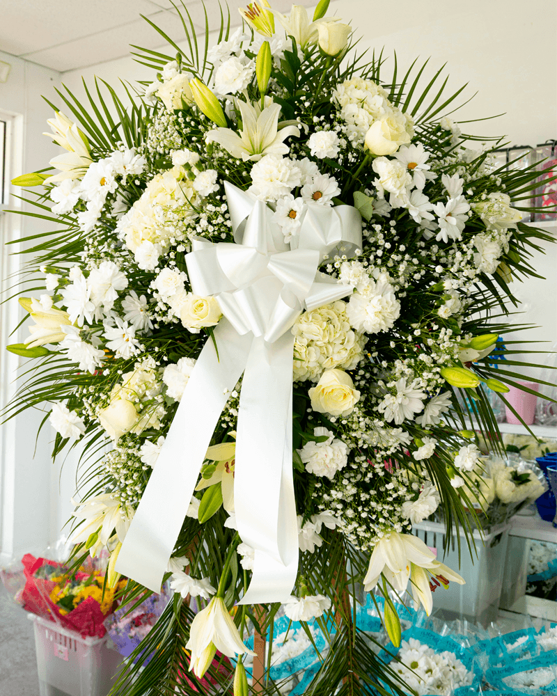 White Sympathy Standing Spray.